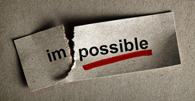 Ticket sur lequel est inscrit "impossible". Le "im" est déchiré et le "possible" est souligné